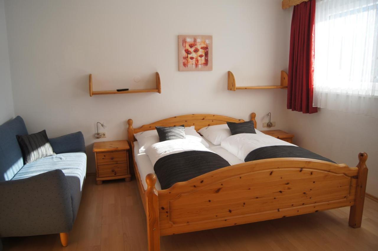 Appartementhaus Fink Bad Mitterndorf Habitación foto